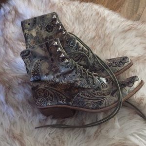 Jeffrey Campbell Free People Paisley shoes!